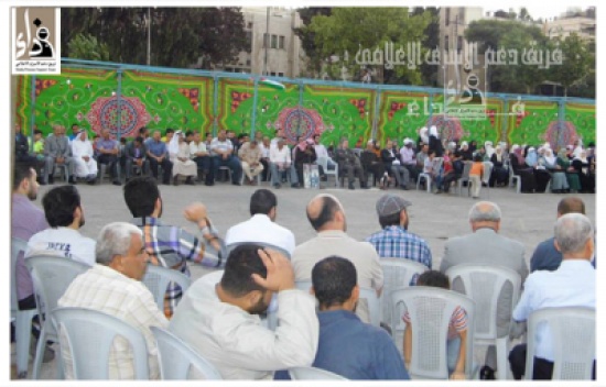 افطار جماعي لأهالي الأسرى بحضور عطا عياش ( صور )